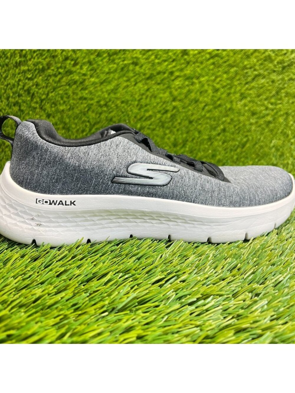 Skechers Go Walk Flex Dazzling Womens Size 6 Black Gray Running Shoes Sneakers